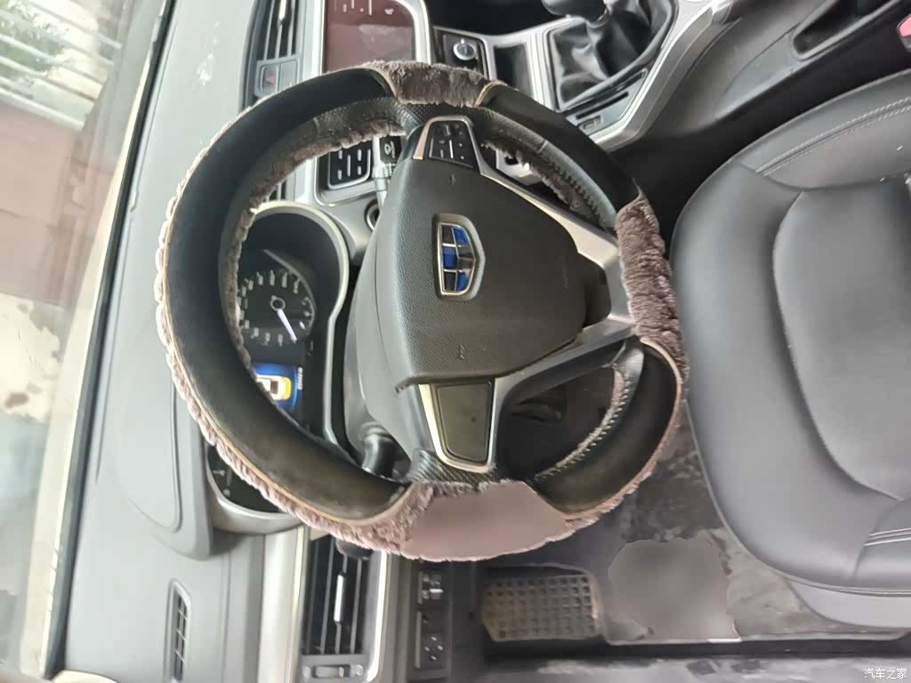 Geely Emgrand, 2018 3
