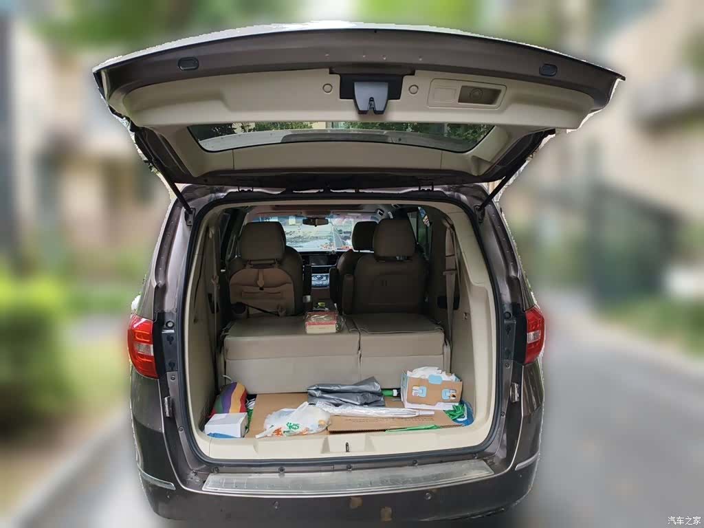 Buick GL8, 2016 10
