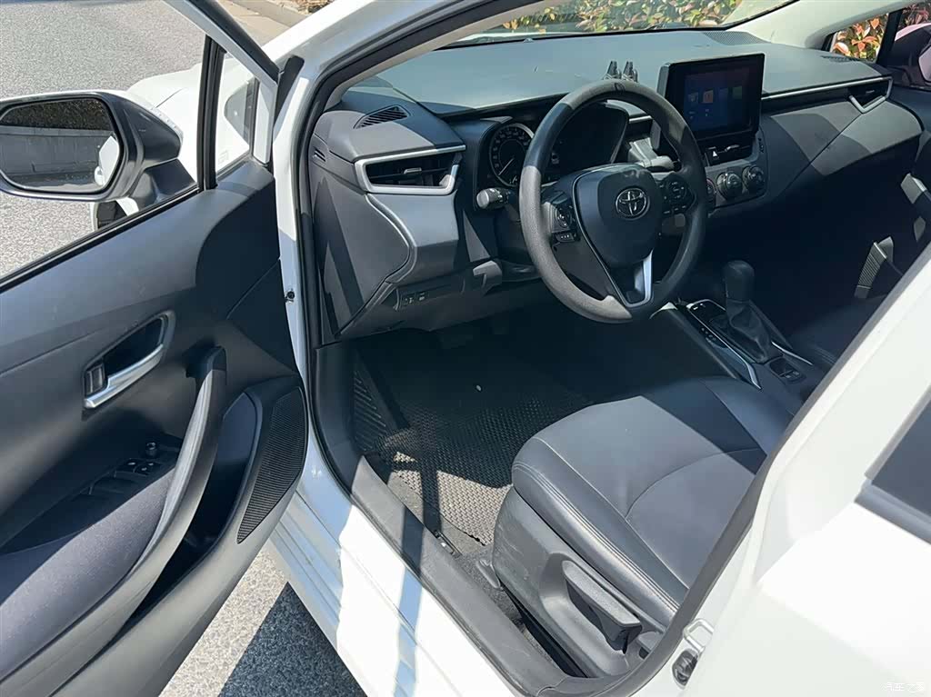 Toyota Corolla, 2023 12