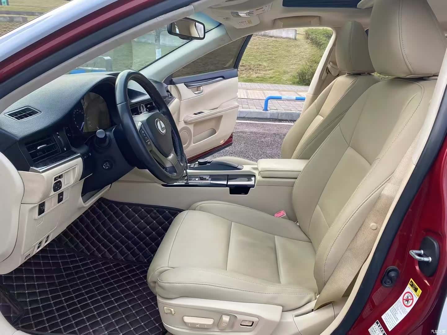 Lexus ES, 2014 7