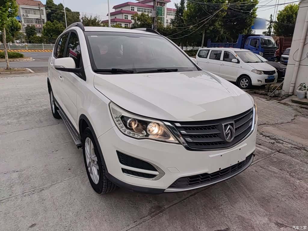 Wuling 560, 2017 4