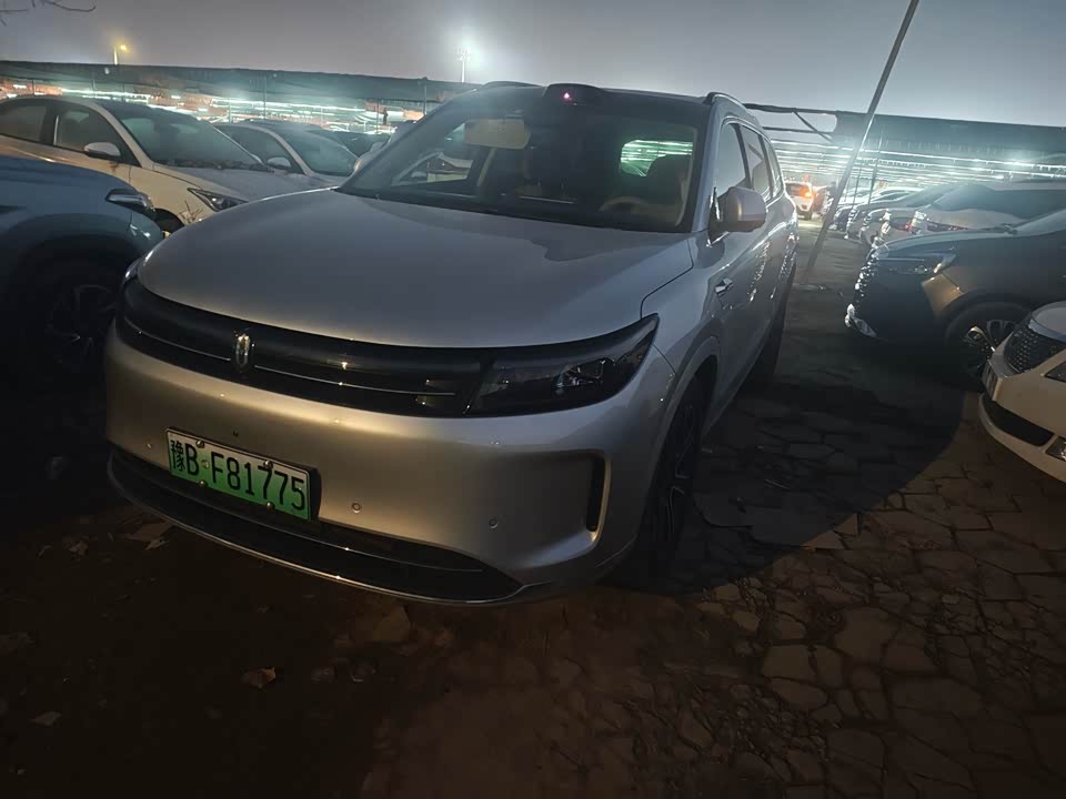 AITO Ask the world M7