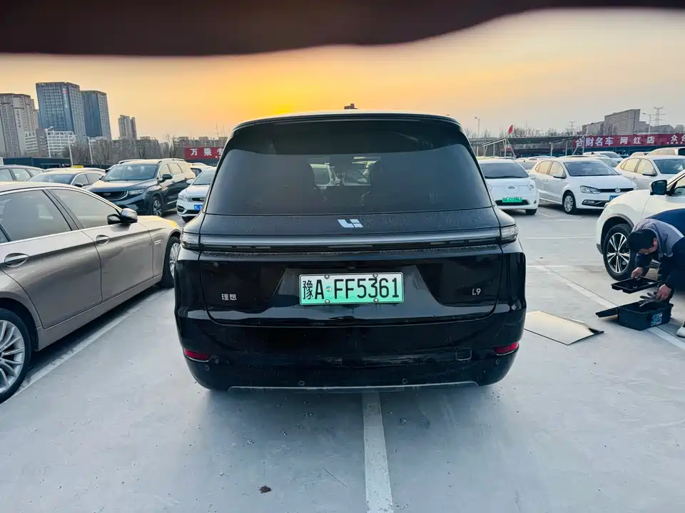 Li Auto Ideal L9