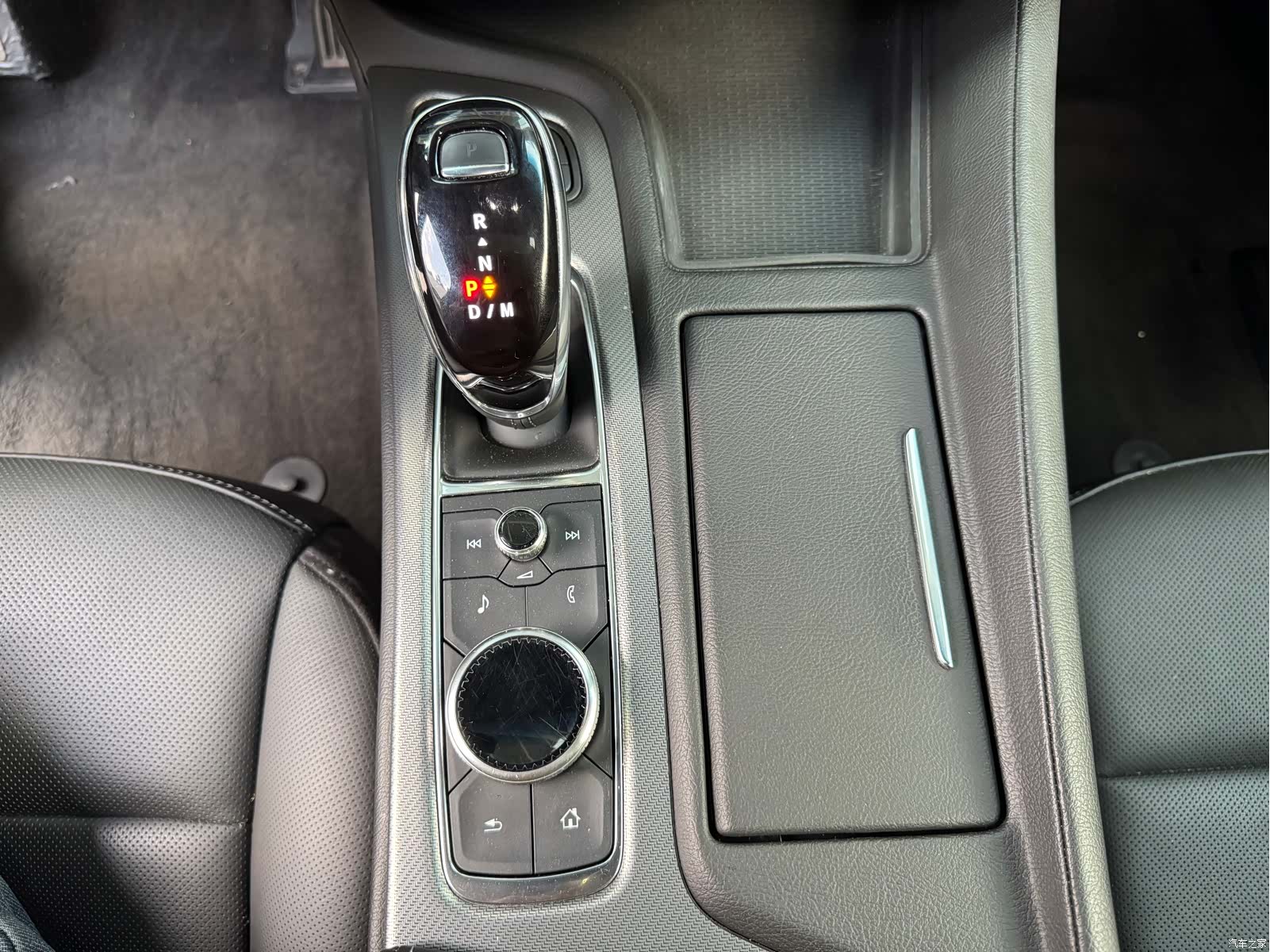Cadillac CT5, 2022 33