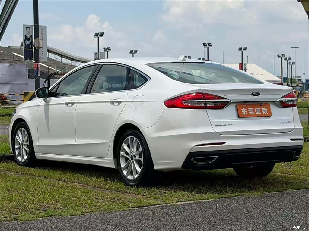 Ford Mondeo, 2020 7