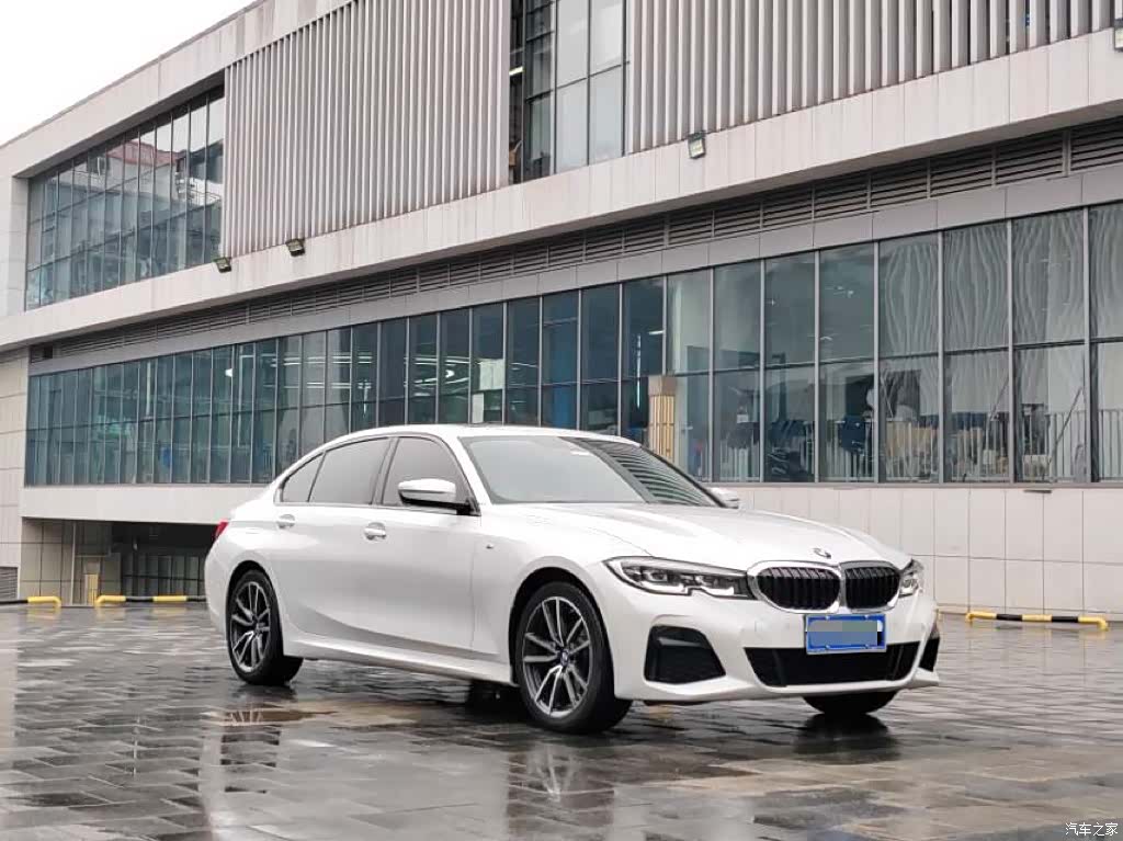 BMW 3 Series, 2022 2