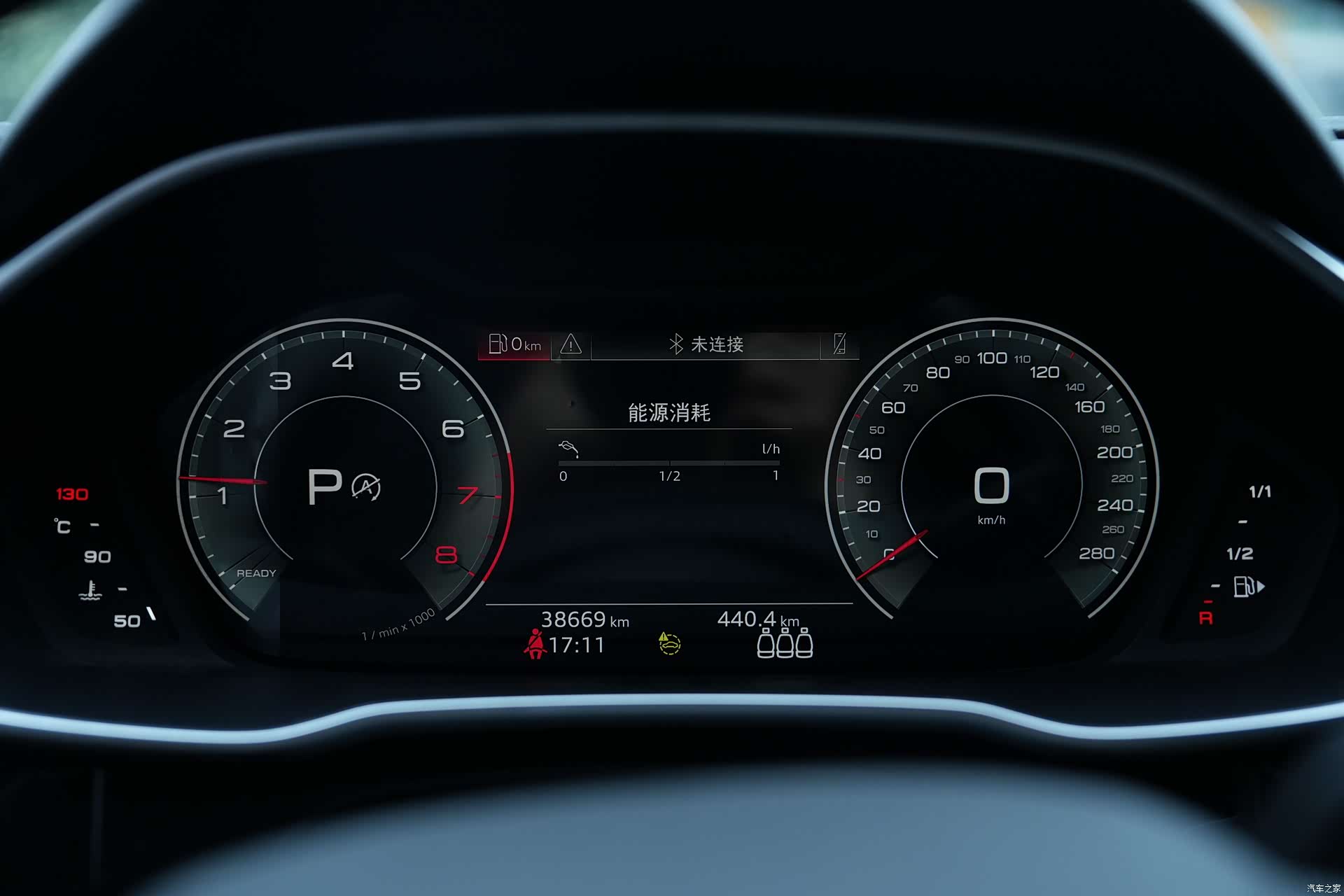 Audi Q3, 2022 11
