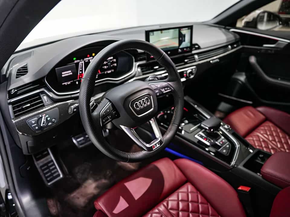 Audi S5