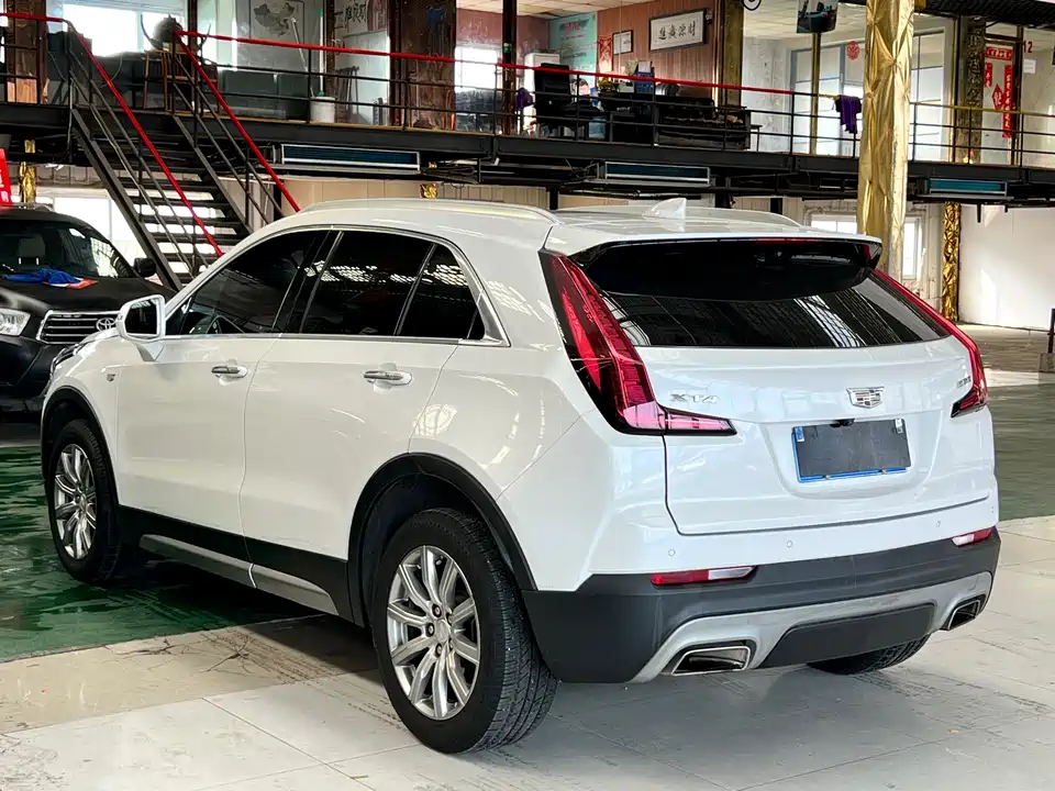 Cadillac XT4