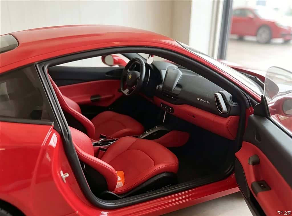 Ferrari 488, 2017 7