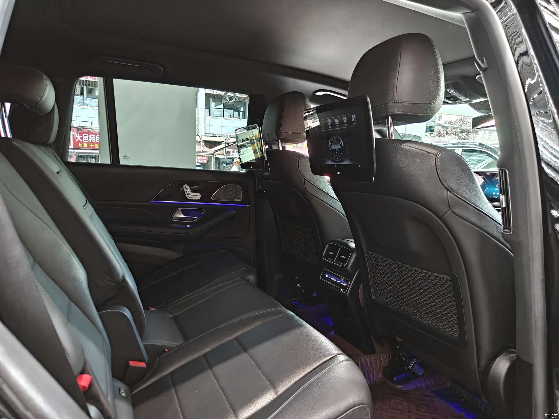 Mercedes-Benz GLS, 2021 12