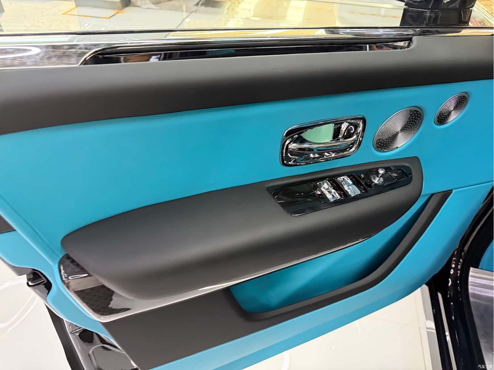 Rolls-Royce Cullinan, 2025 11