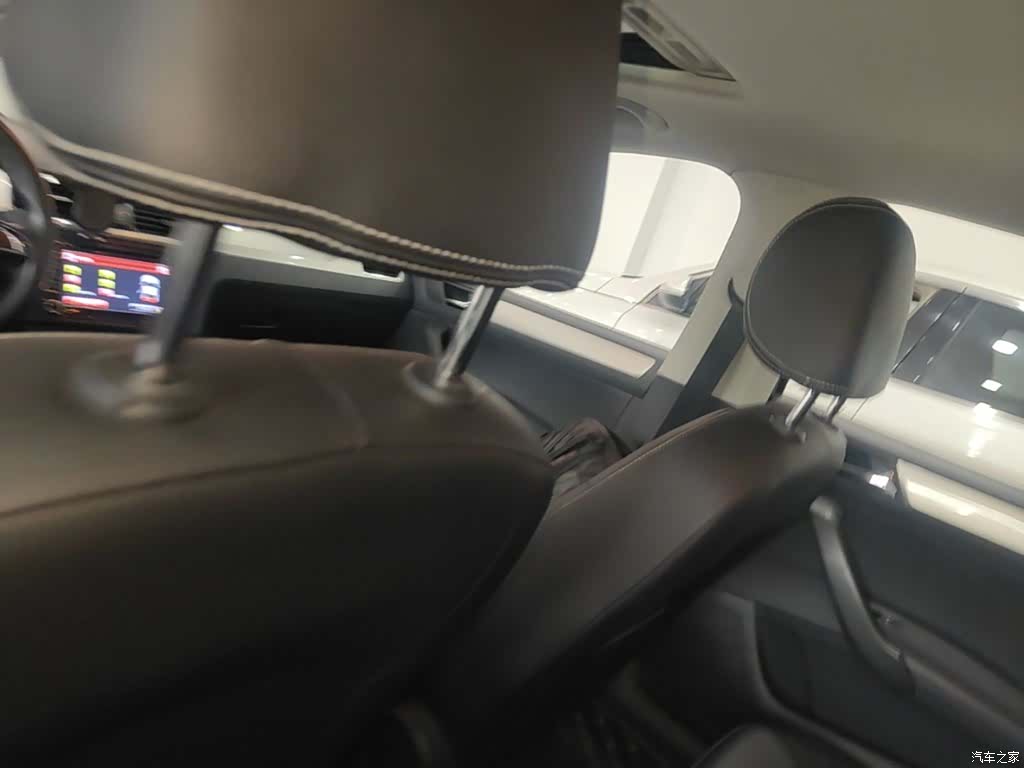 Skoda Rapid, 2018 9