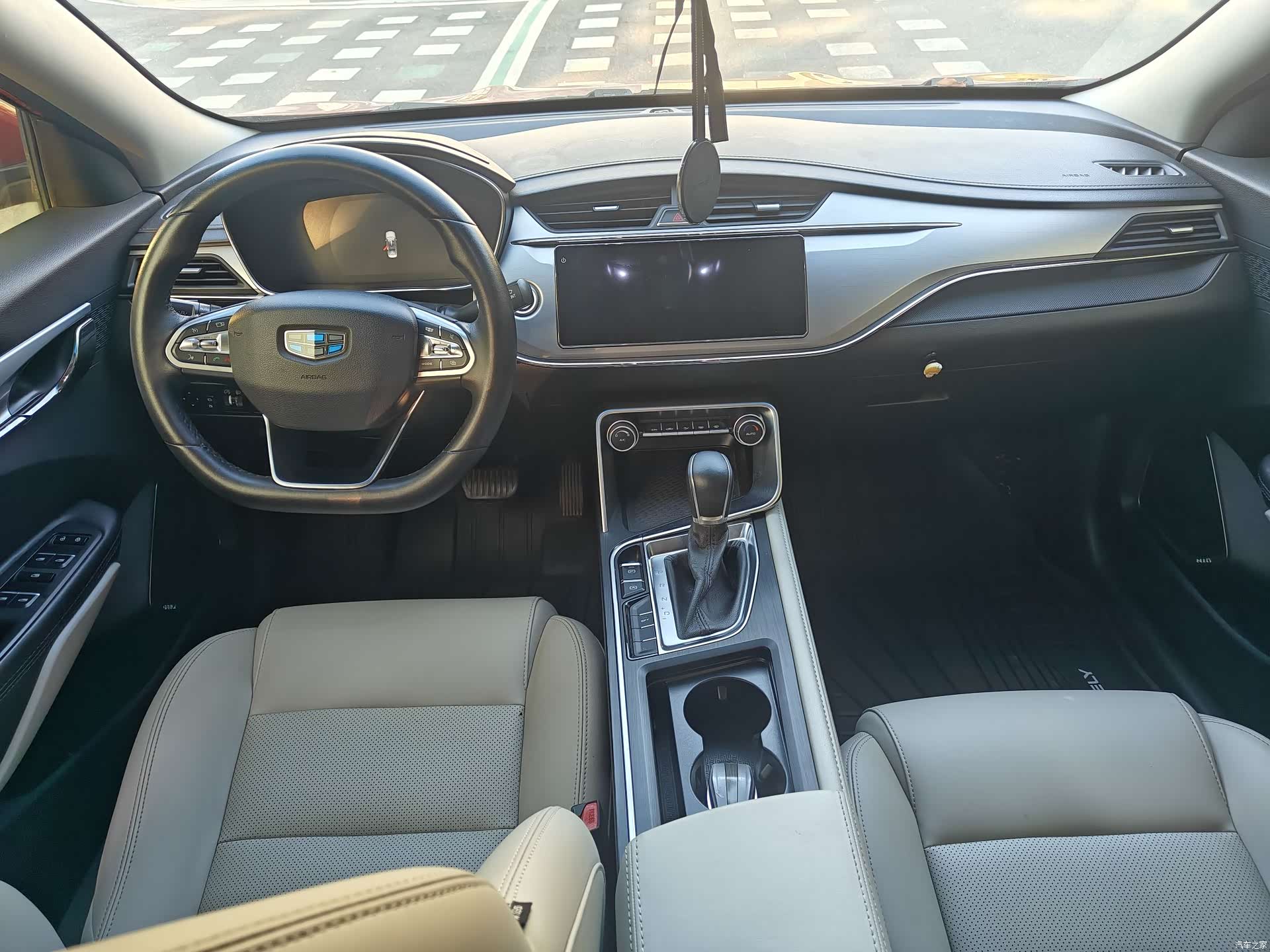 Geely Binray, 2019 все фото