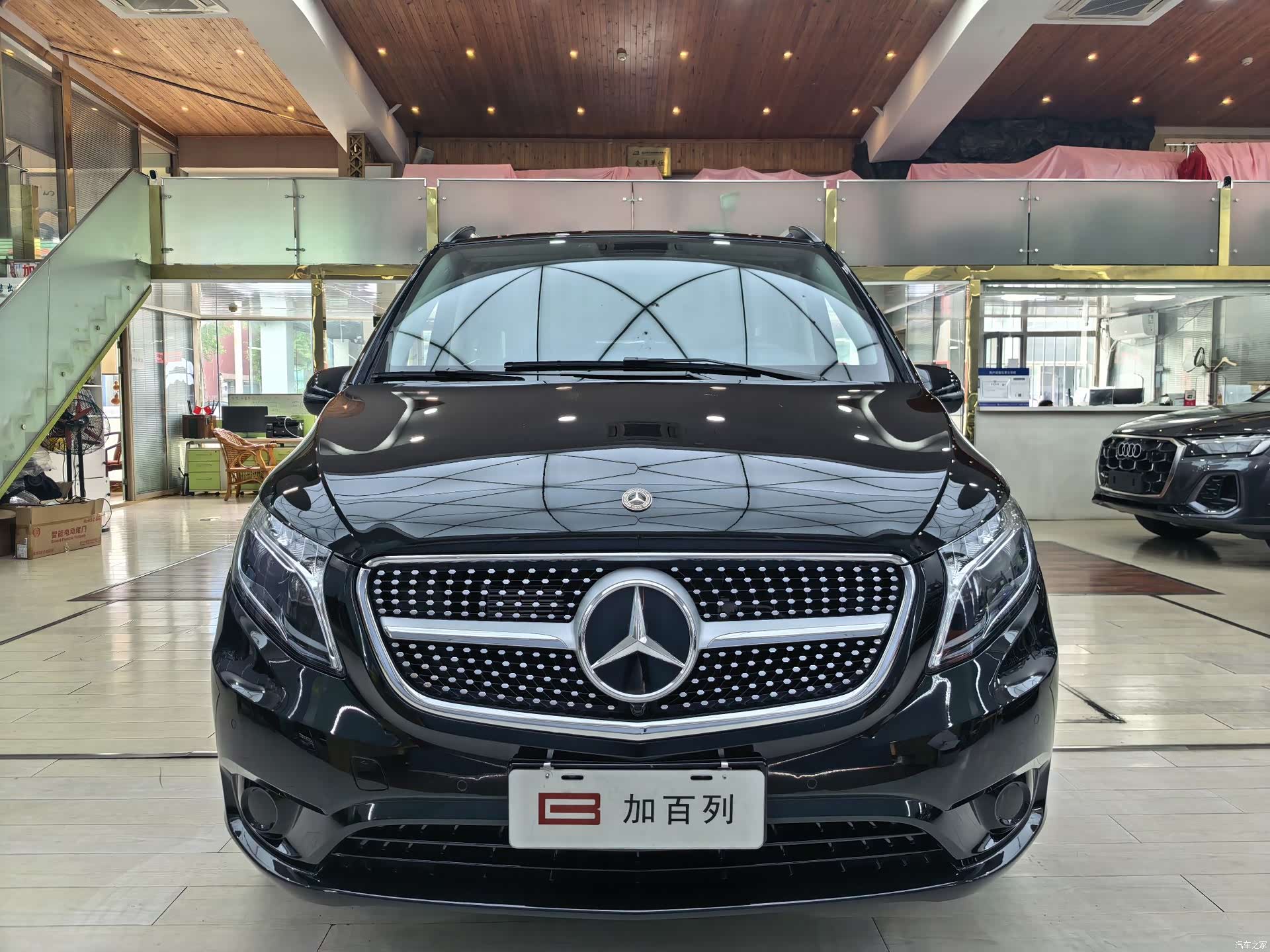 Mercedes-Benz 7, 2024 2