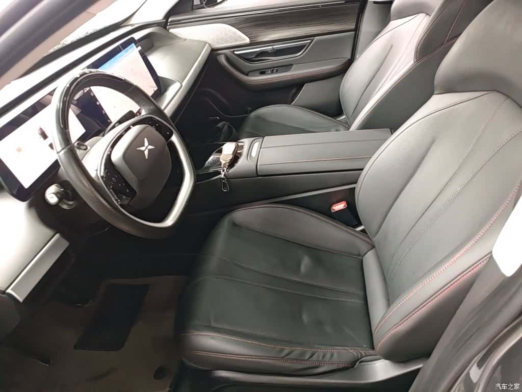 Xpeng P7, 2022 15