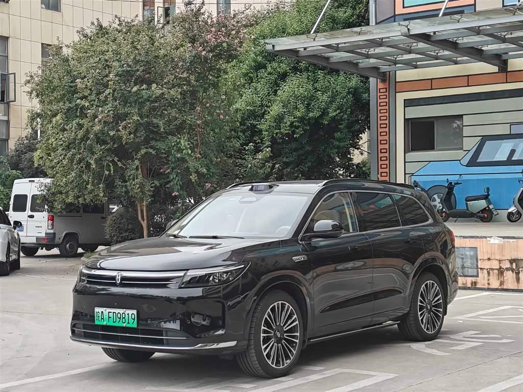 AITO M7