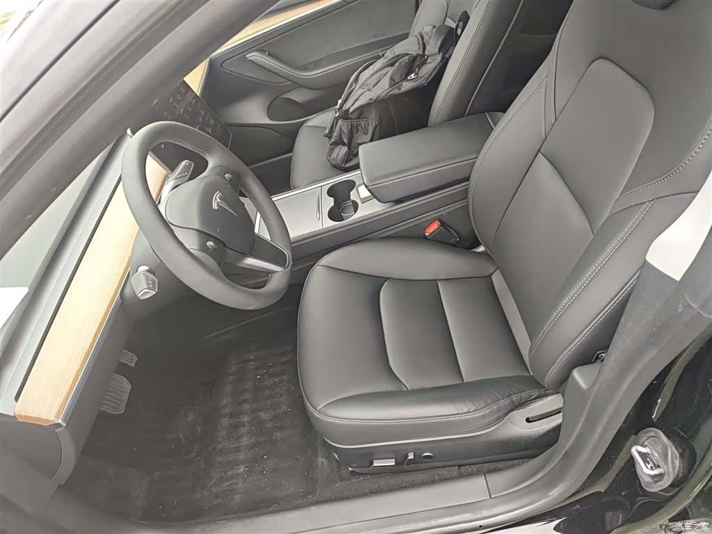 Tesla Model 3, 2023 11