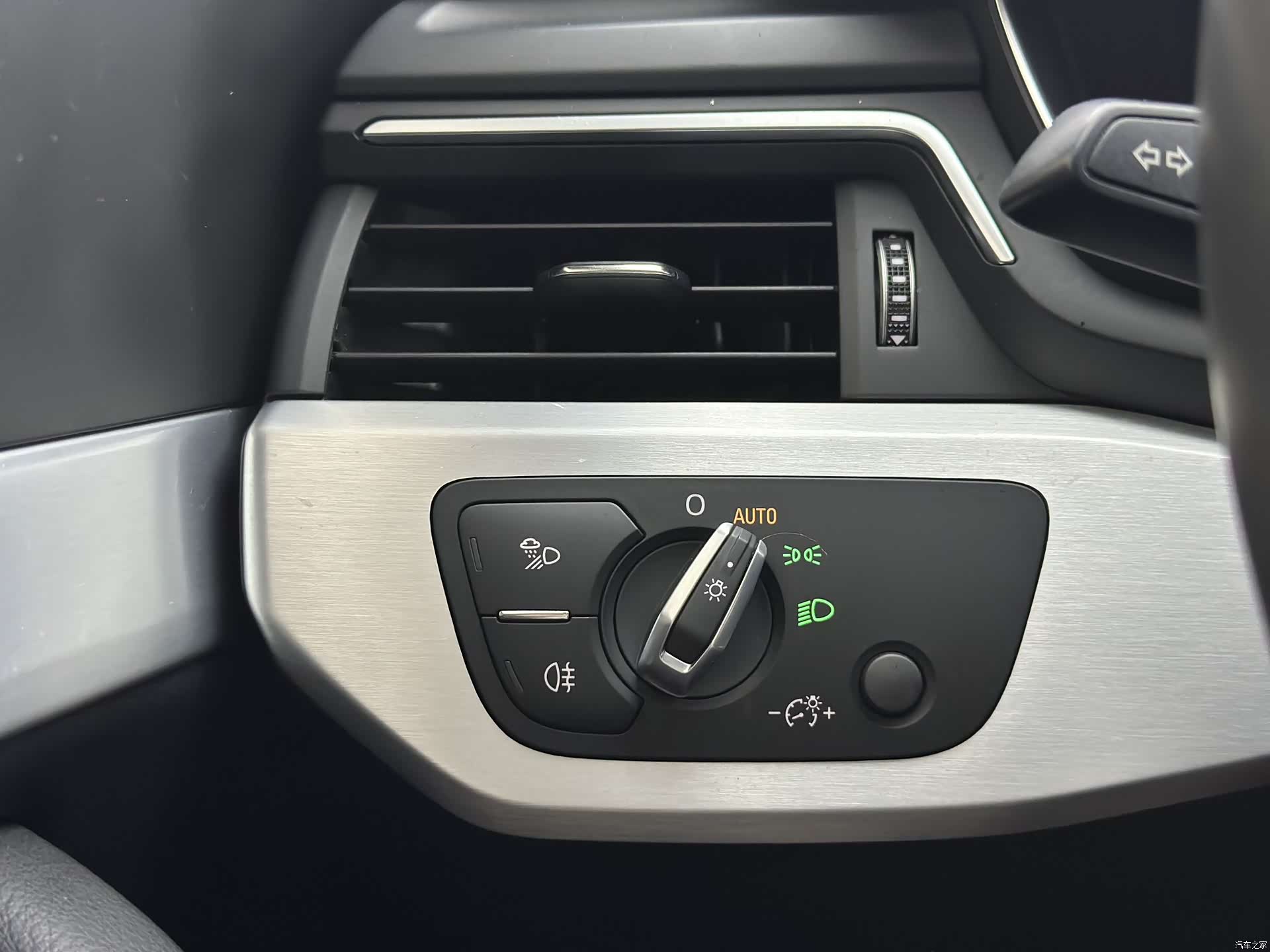 Audi A4L, 2022 16