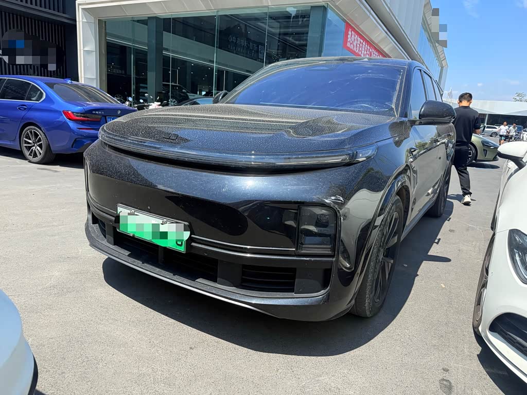 Li Auto L8