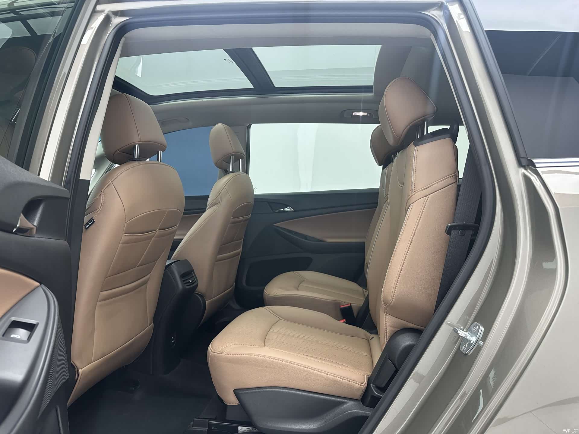 Buick GL6, 2023 6
