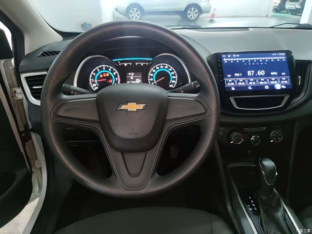 Chevrolet 320, 2019 11