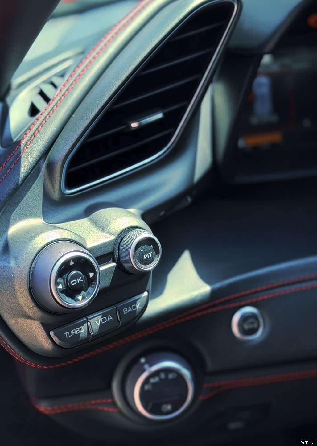 Ferrari 488, 2016 6