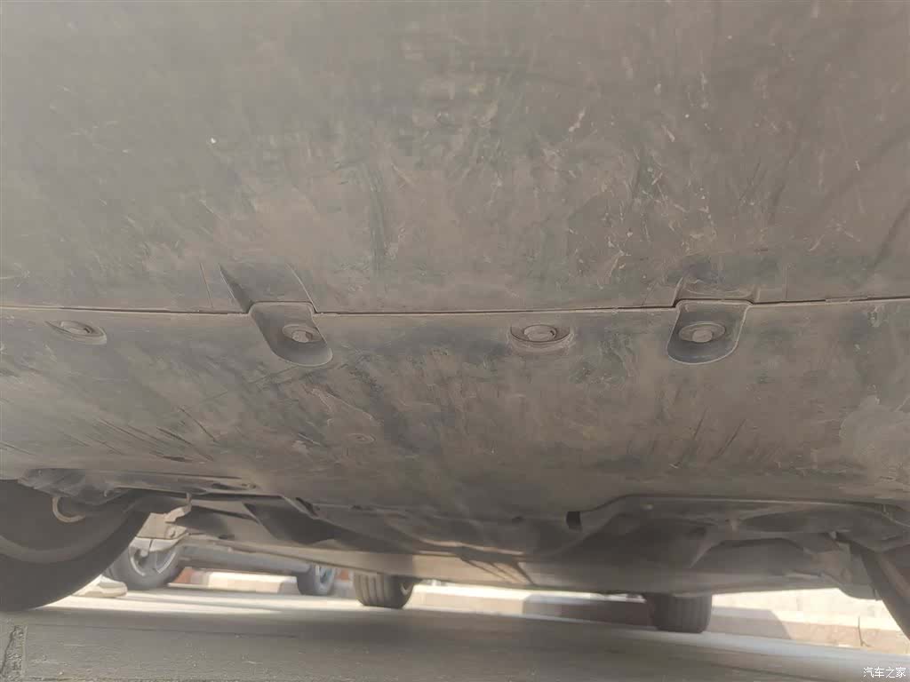 Tesla Model Y, 2021 25