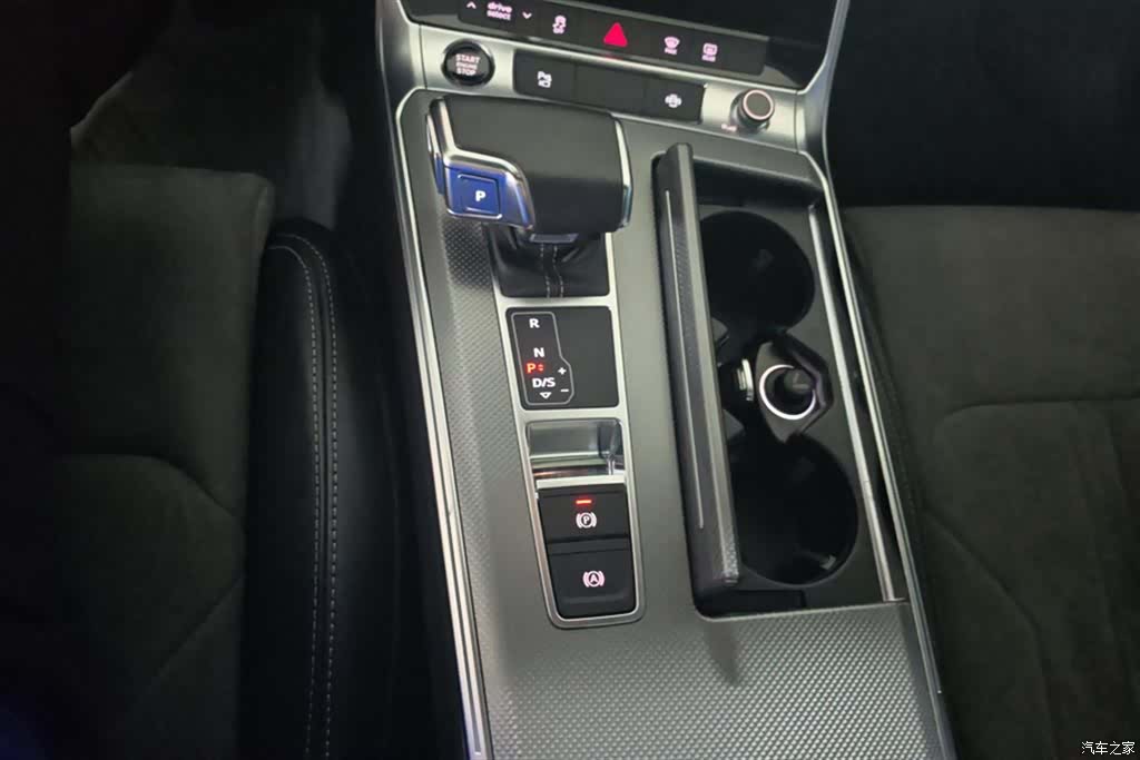Audi A6L, 2022 16