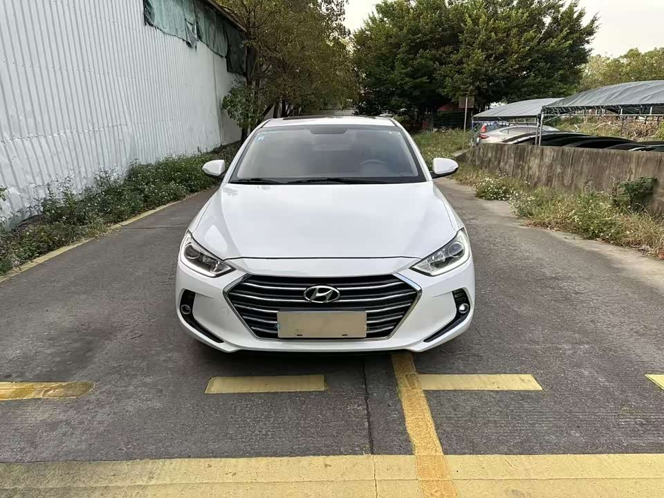 Hyundai Lead
