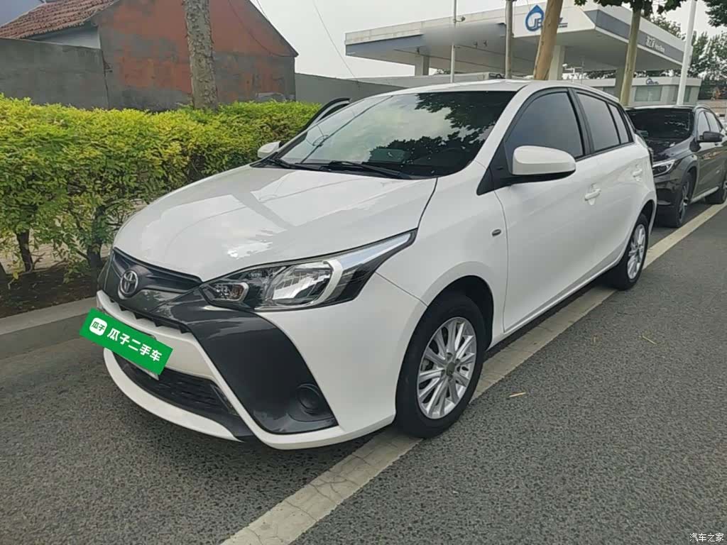 Toyota YARiS L