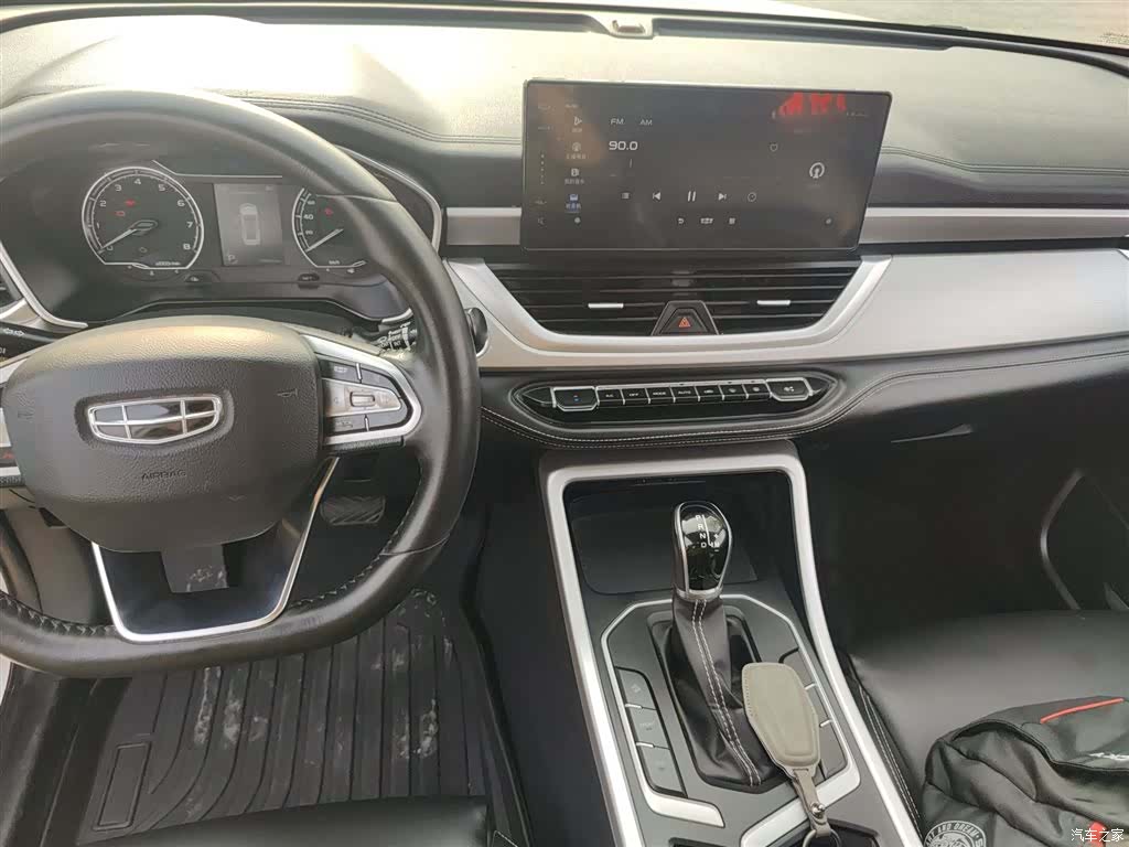 Geely X6, 2020 10