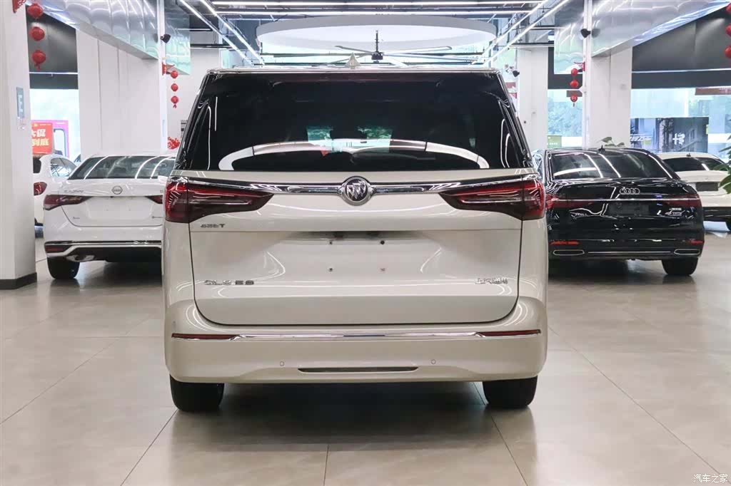 Buick GL8, 2022 4