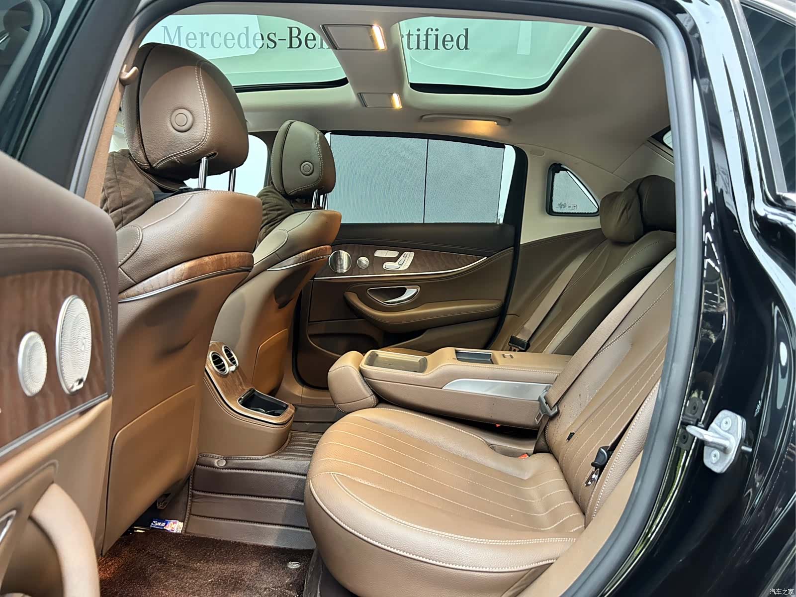 Mercedes-Benz E-Class, 2023 8