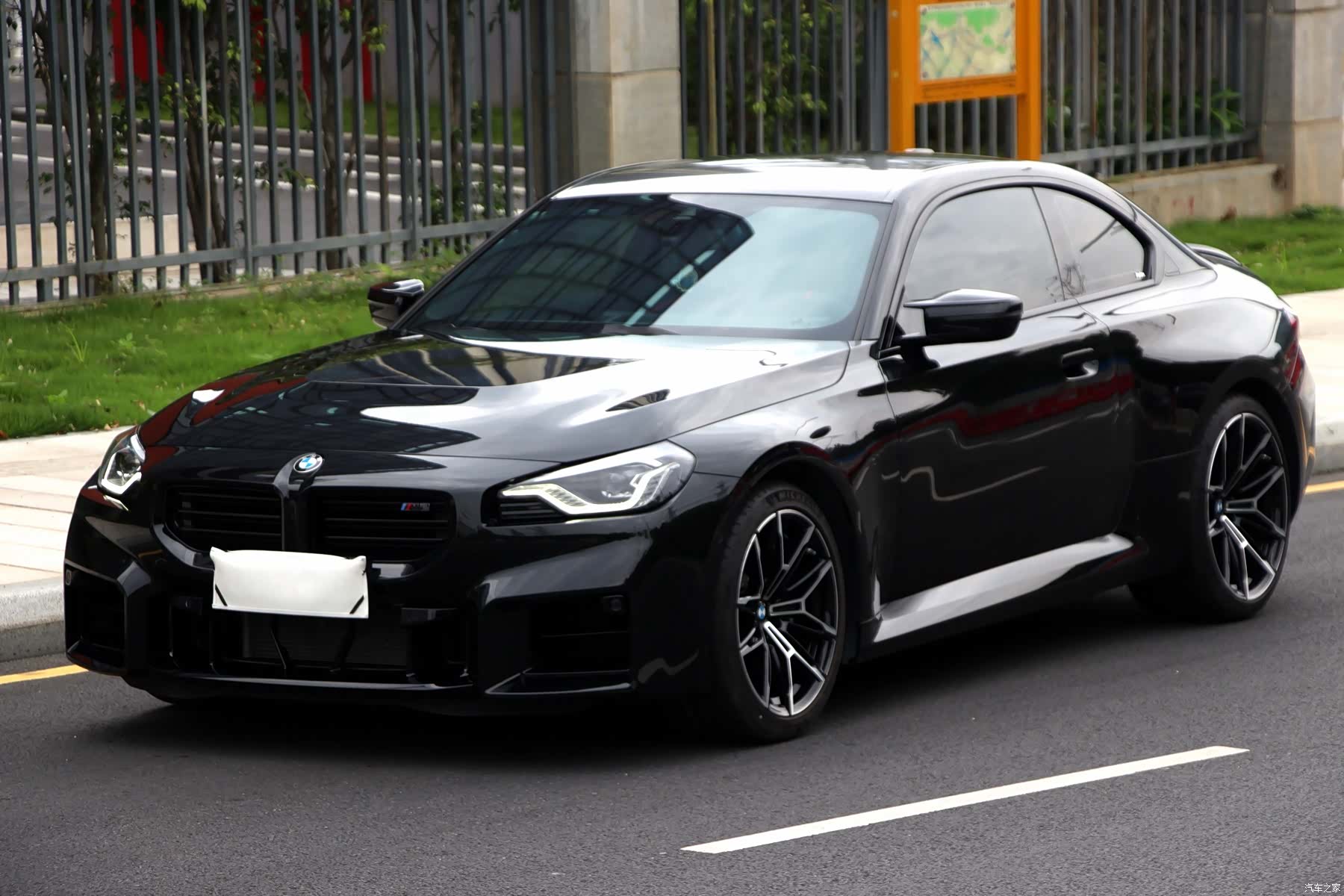 BMW M2, 2025 1