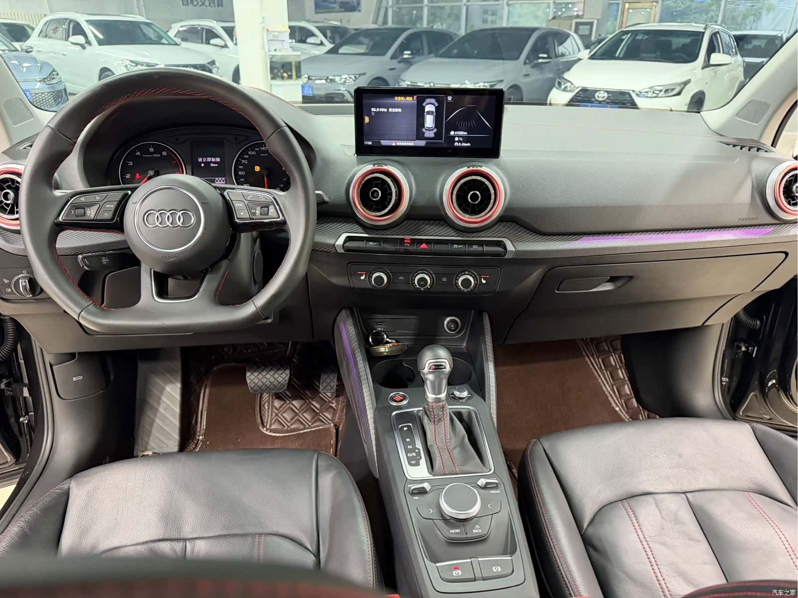 Audi Q2L, 2022 17