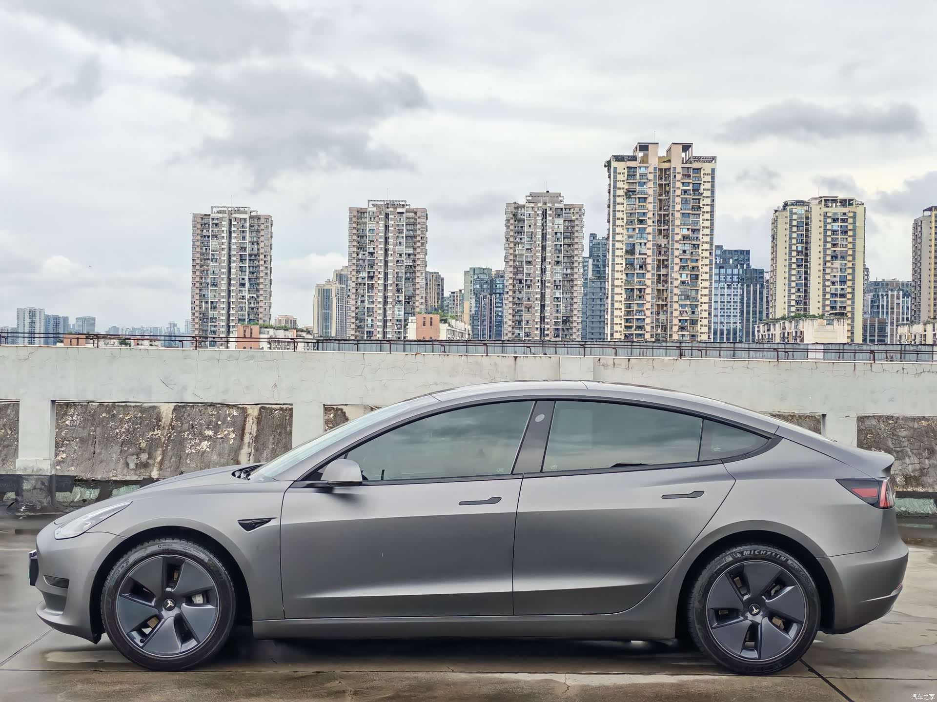 Tesla Model 3, 2022 4