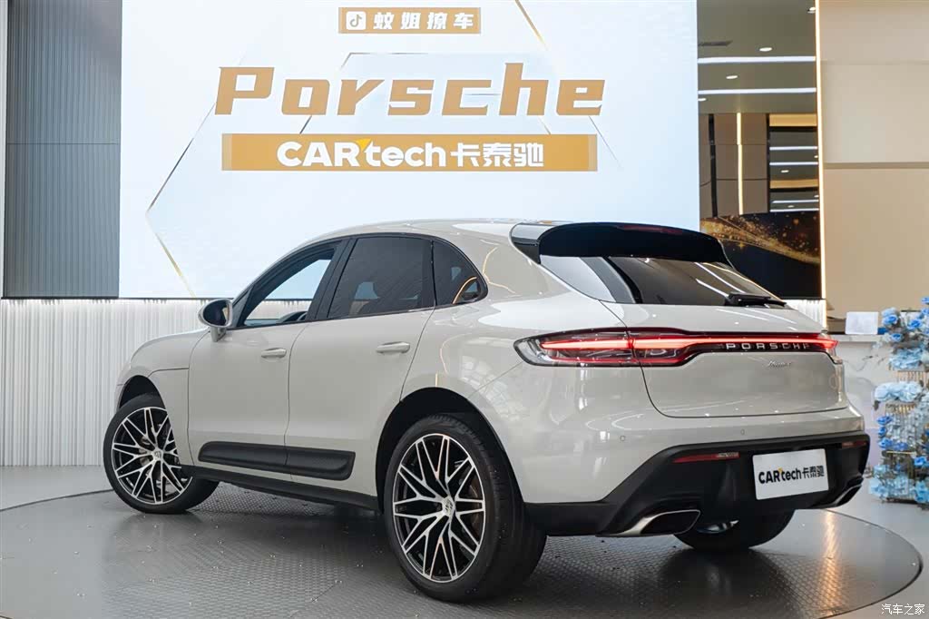 Porsche Macan, 2022 все фото