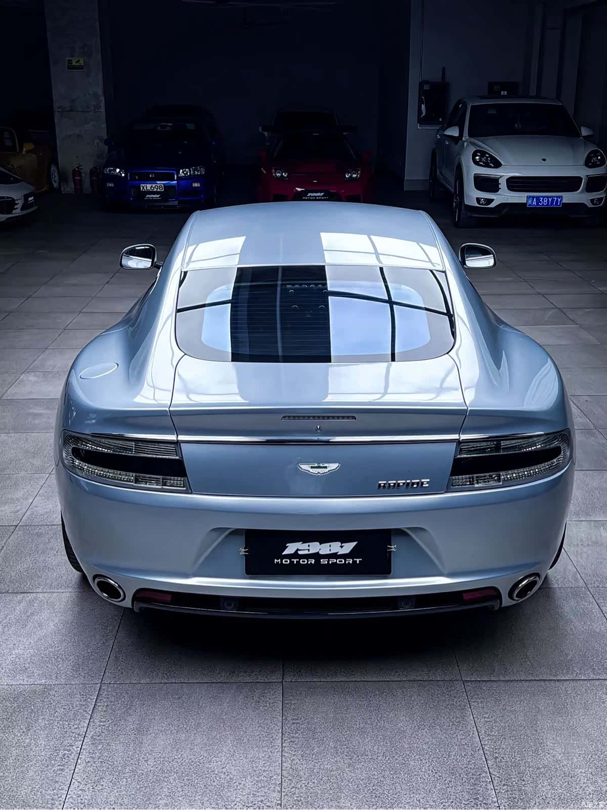 Aston Martin Rapide, 2013 3