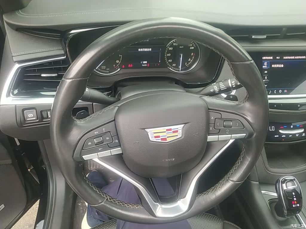 Cadillac XT6, 2021 11