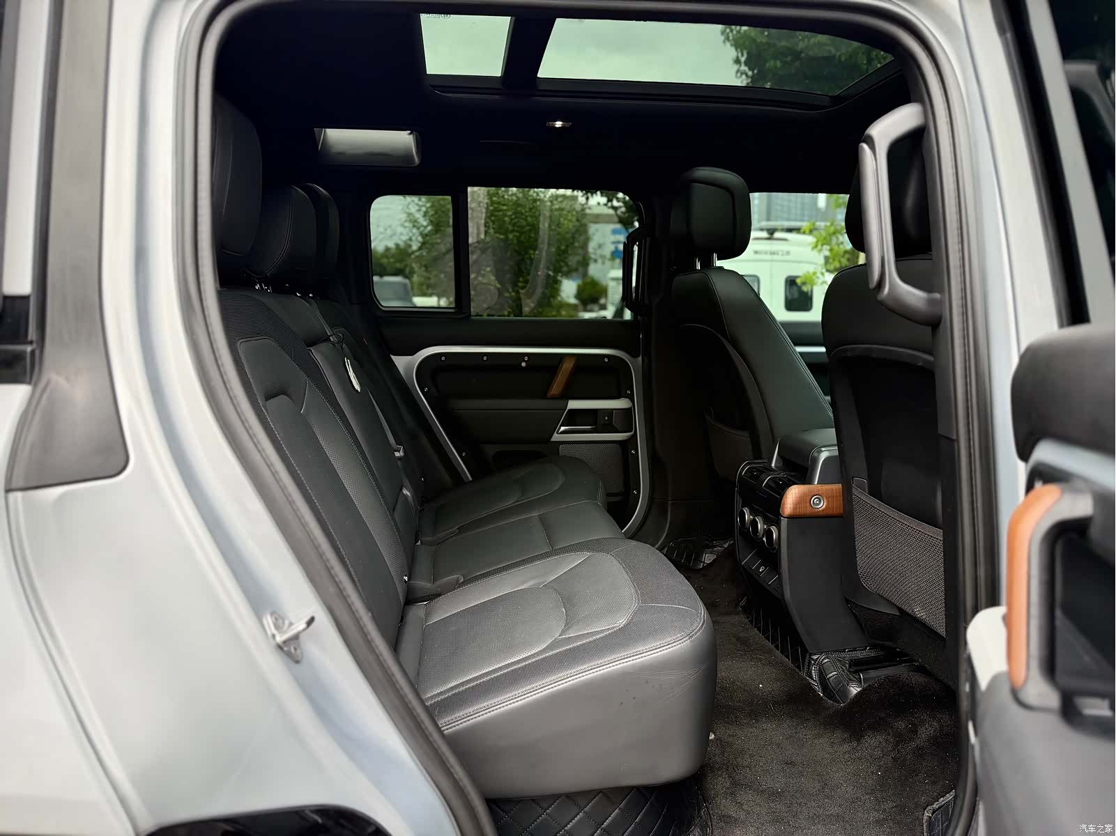 Land Rover Defender, 2022 20