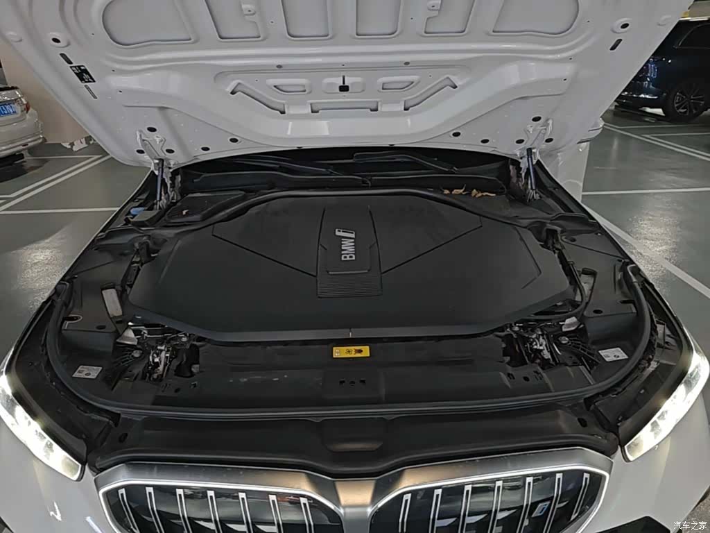 BMW i5, 2024 20