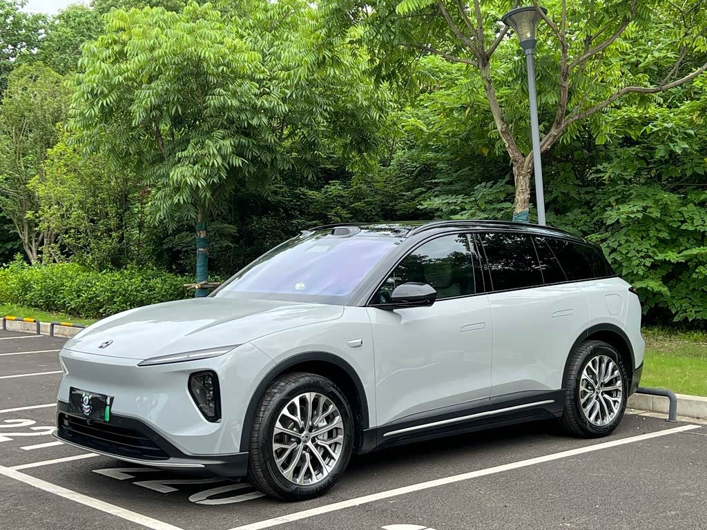 NIO ES6