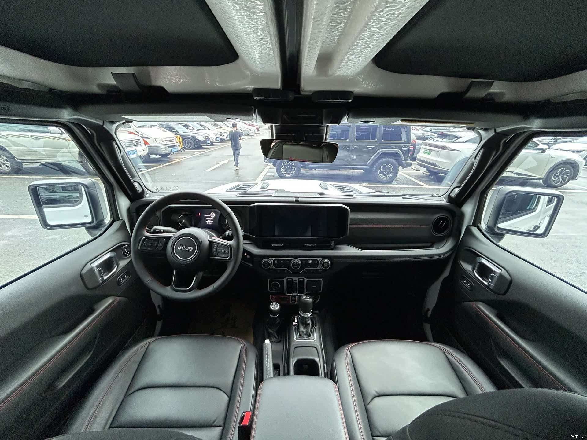 Jeep Wrangler, 2025 7