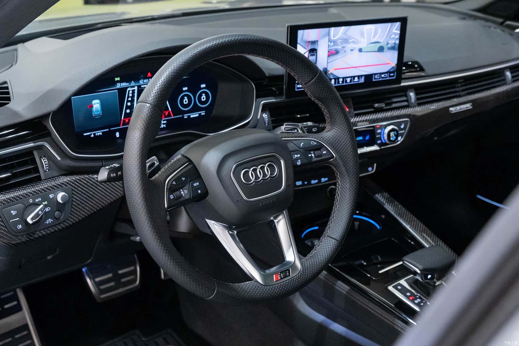 Audi RS4, 2022 10
