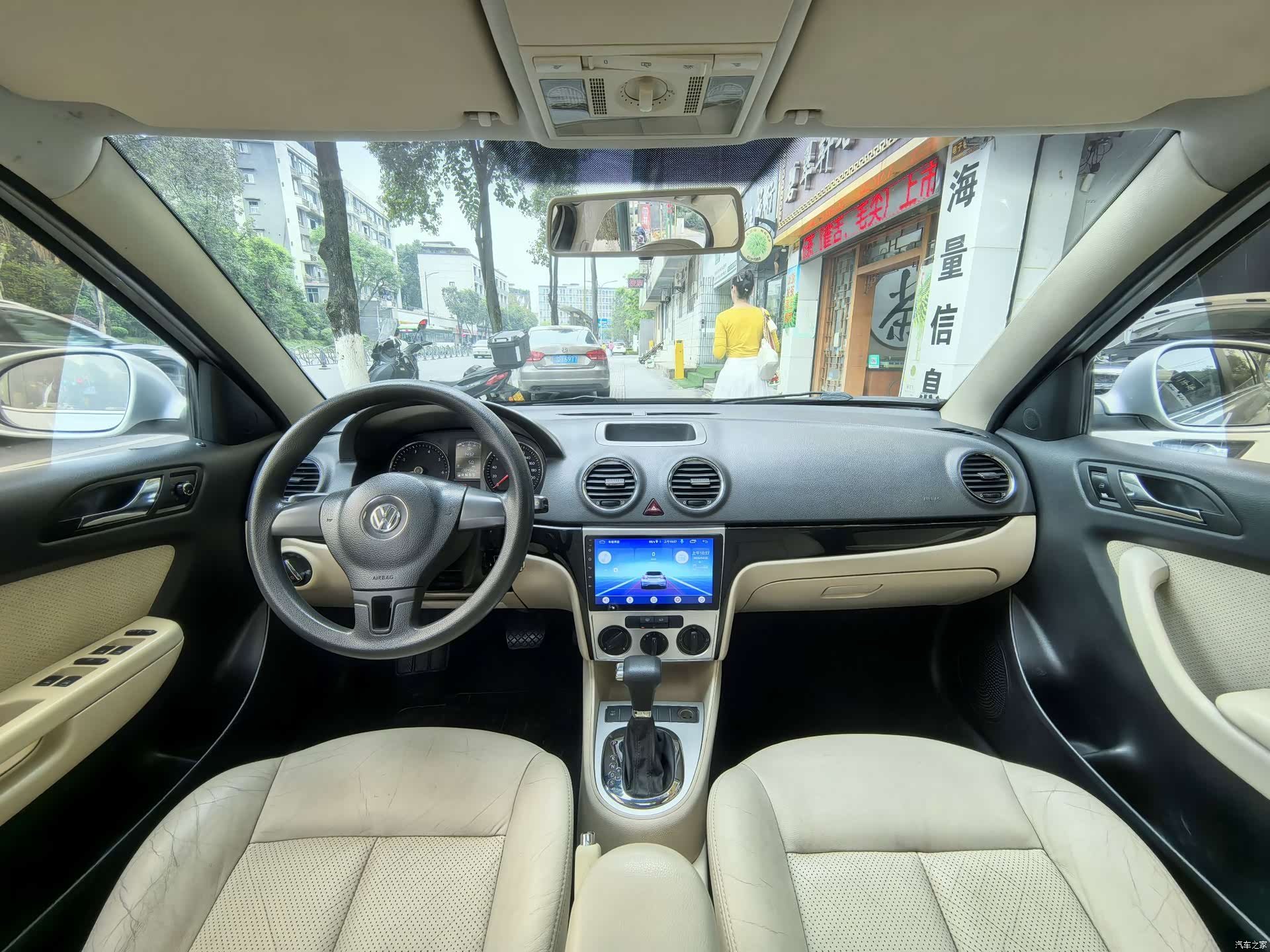 Volkswagen Lavida, 2011 9
