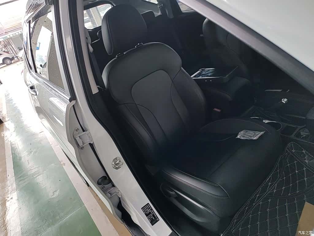 Haval M6, 2020 25