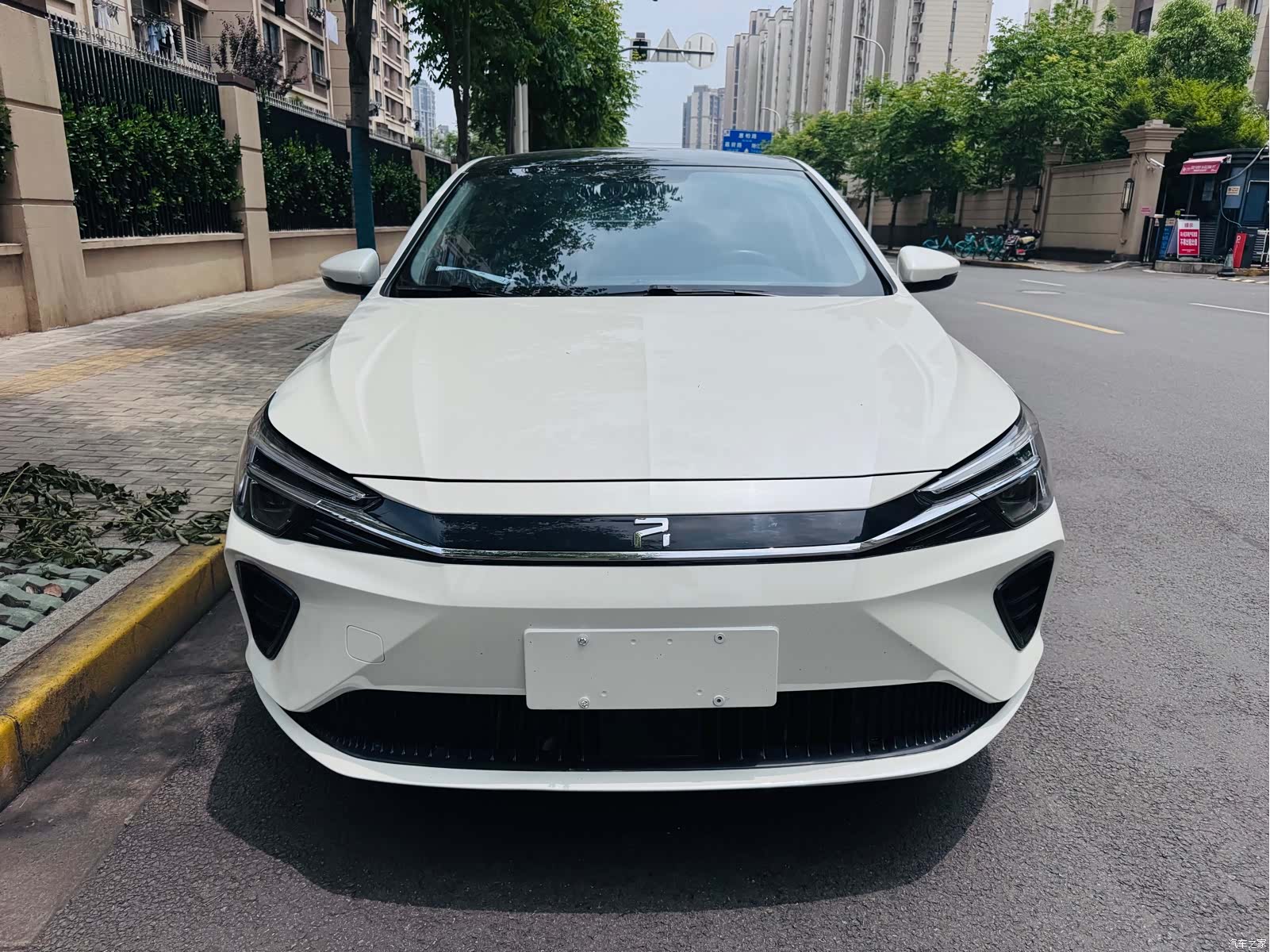 Rising Auto ER6, 2021 2