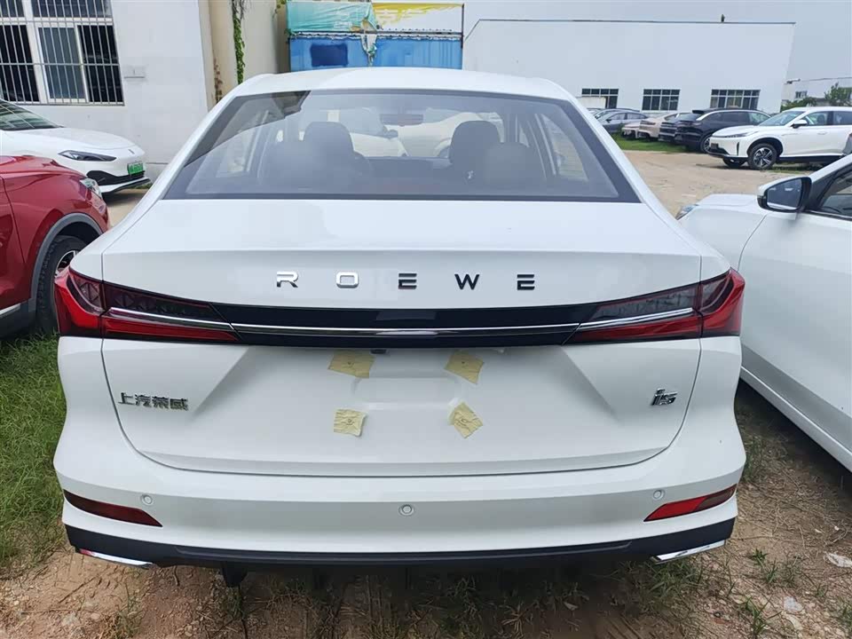 Roewe i5