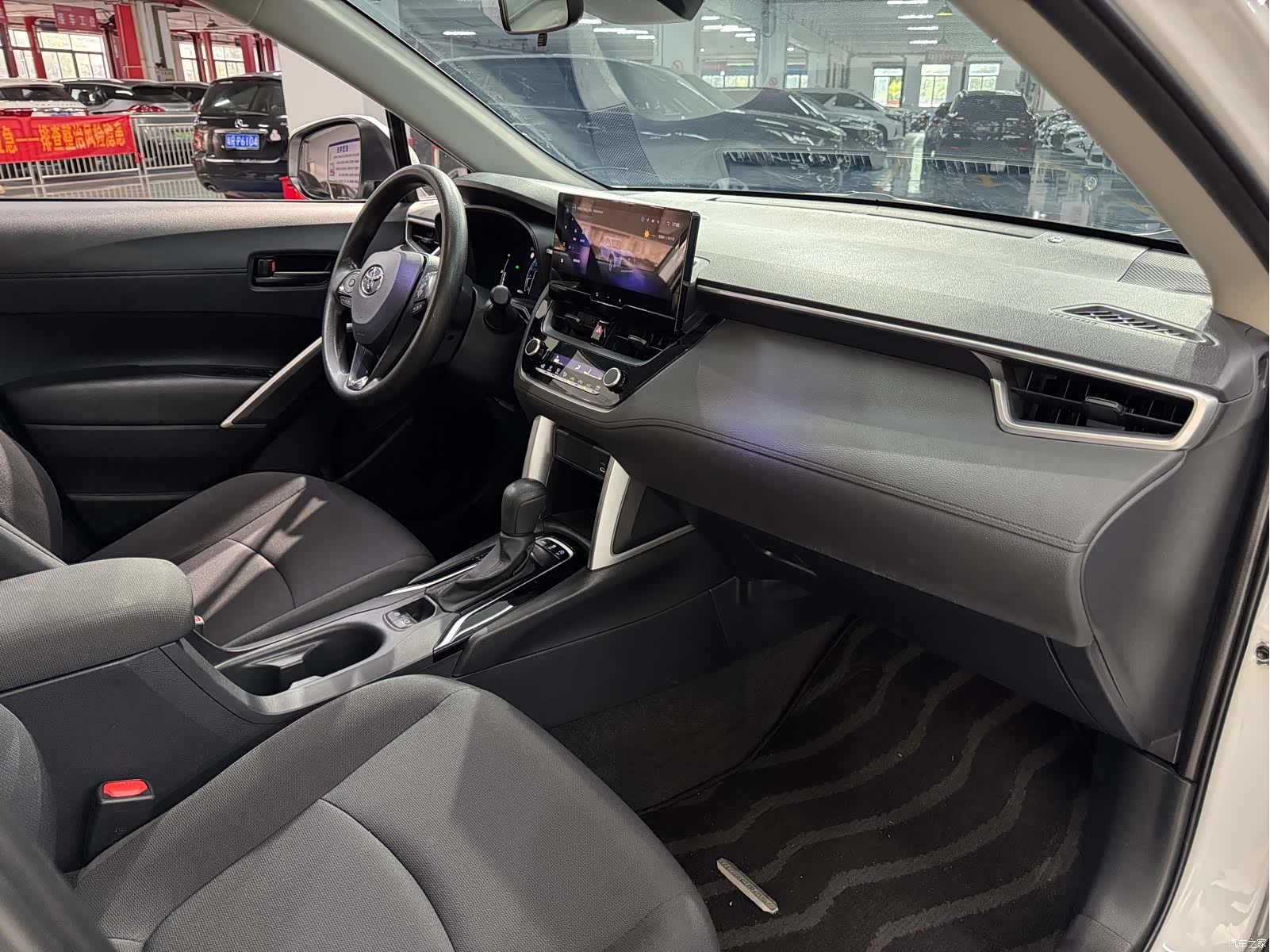 Toyota Corolla, 2023 11